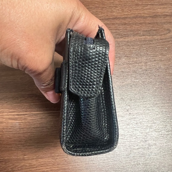 Ferragamo Vera Ribbon Small Pouch - Picture 4 of 10